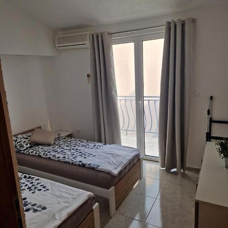 Sacher Apartament Igrane Kültér fotó